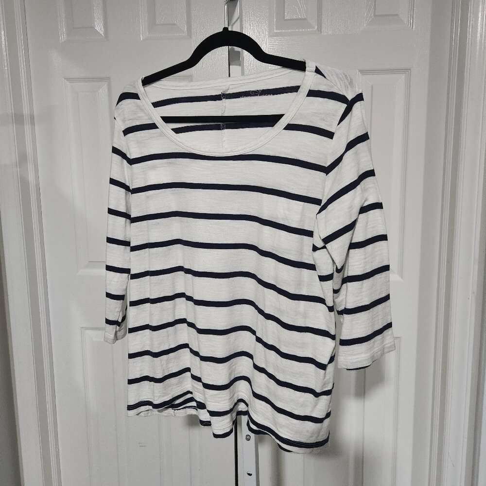 Vineyard Vines Blue & White Striped 3/4 Sleeve Top - Medium 💙🤍